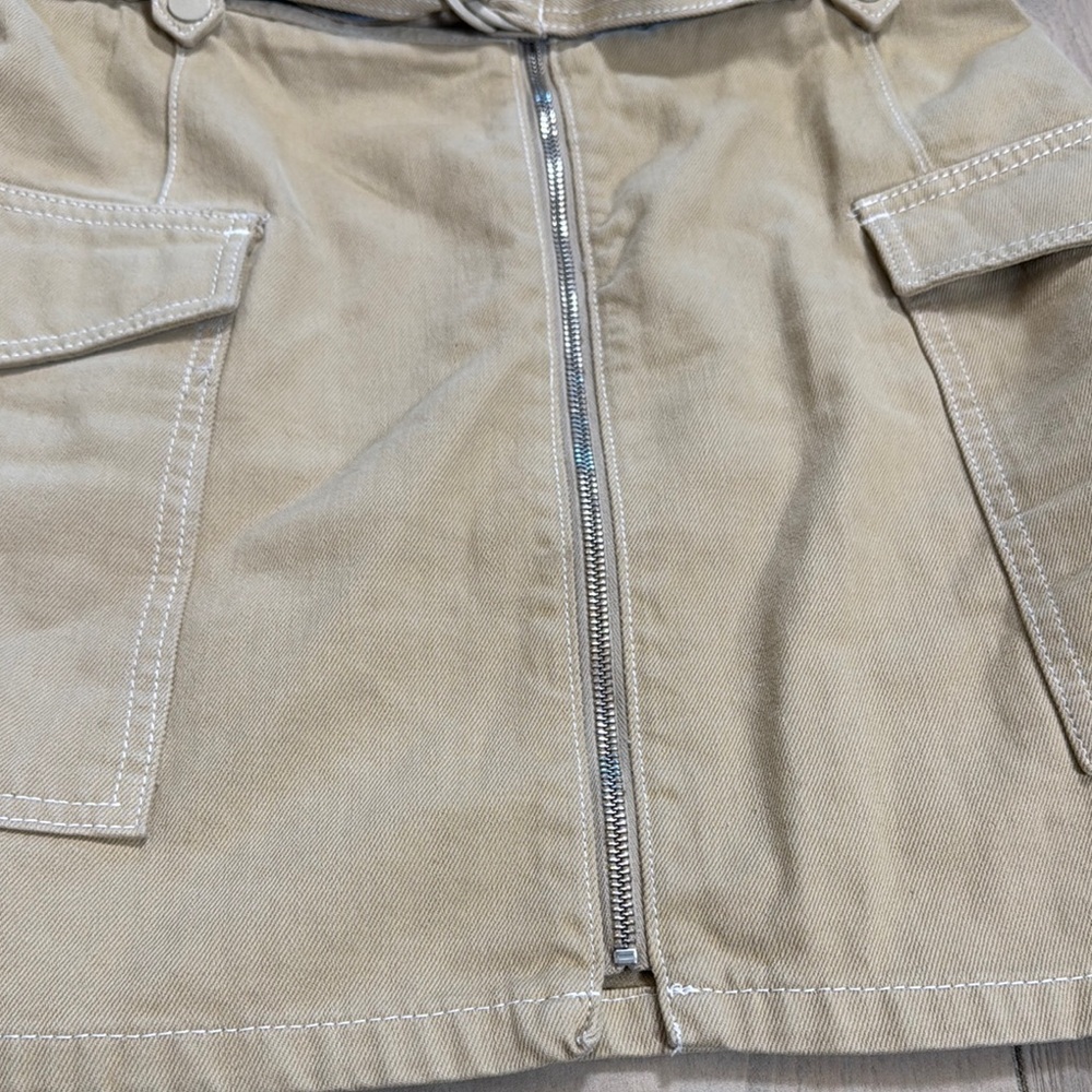 Tan Skirt with Pockets - Picture 2 of 10